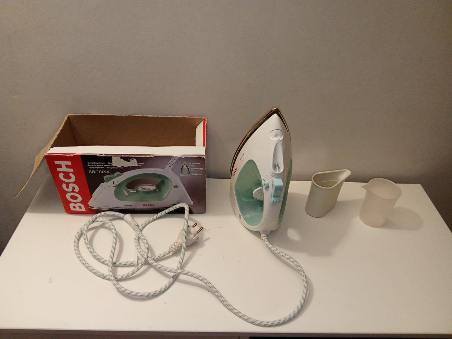 Ångstrykjärn - Delvis Otestad