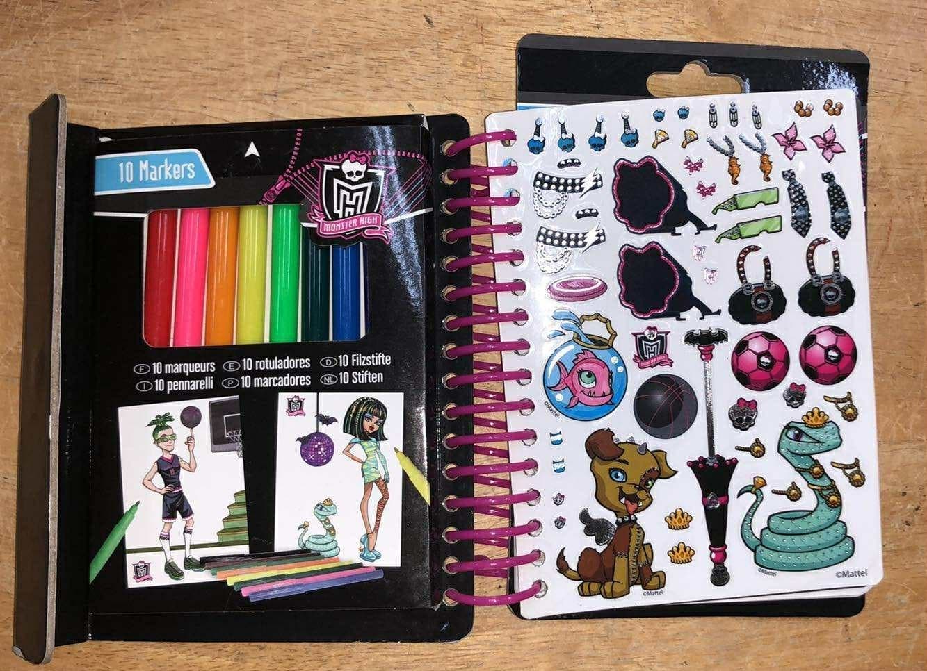 Monster High Monster Fashion Mini Sketch Book