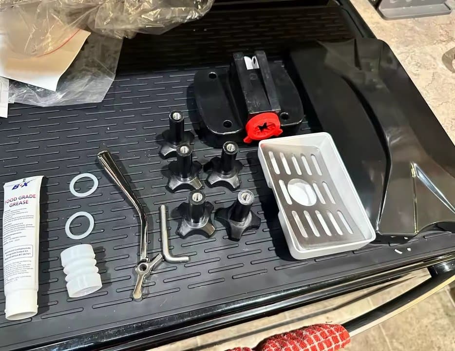 10-15L/H mjukglassmaskin med pekskärm, hög produktivitet, jämn kylning, hållbar