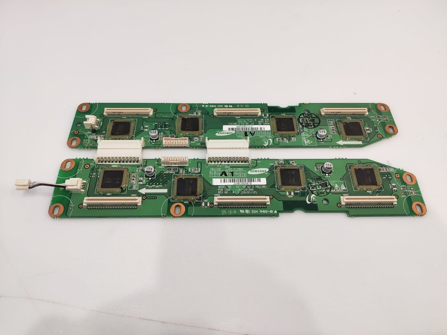 BUFFER BOARDS – LJ92-01285A & LJ92-01286A för PHILIPS 107FP4-10