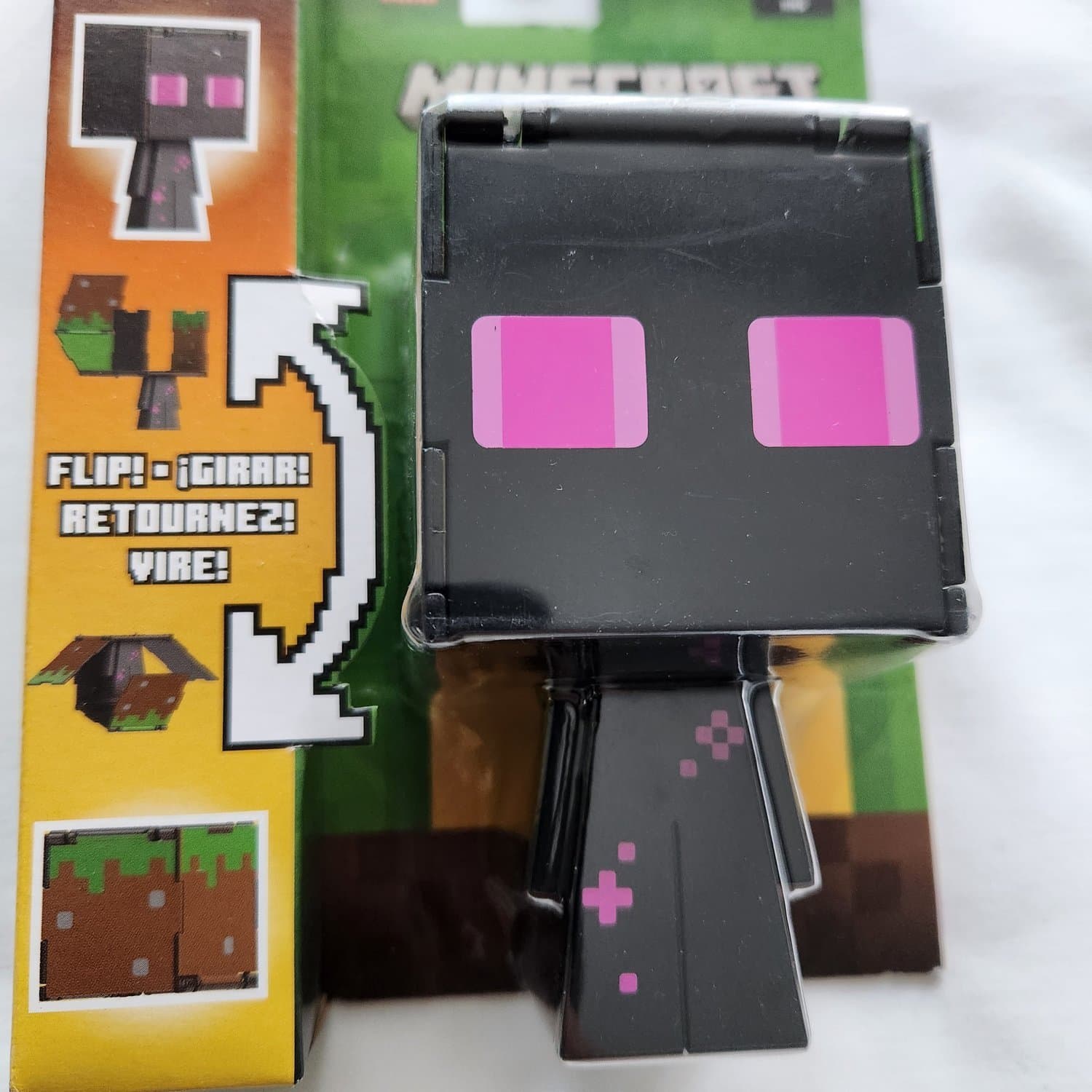 Minecraft Flippin’ Figs Enderman & Grass Block 2-in-1 – Mattel 2023 – Sealed