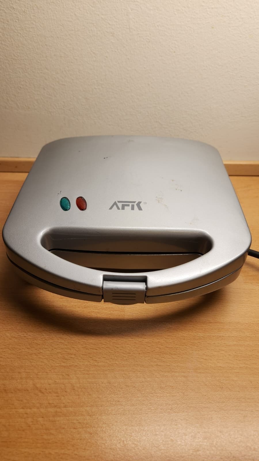 AFK Smörgåsgrill ST-2.1 – 700W