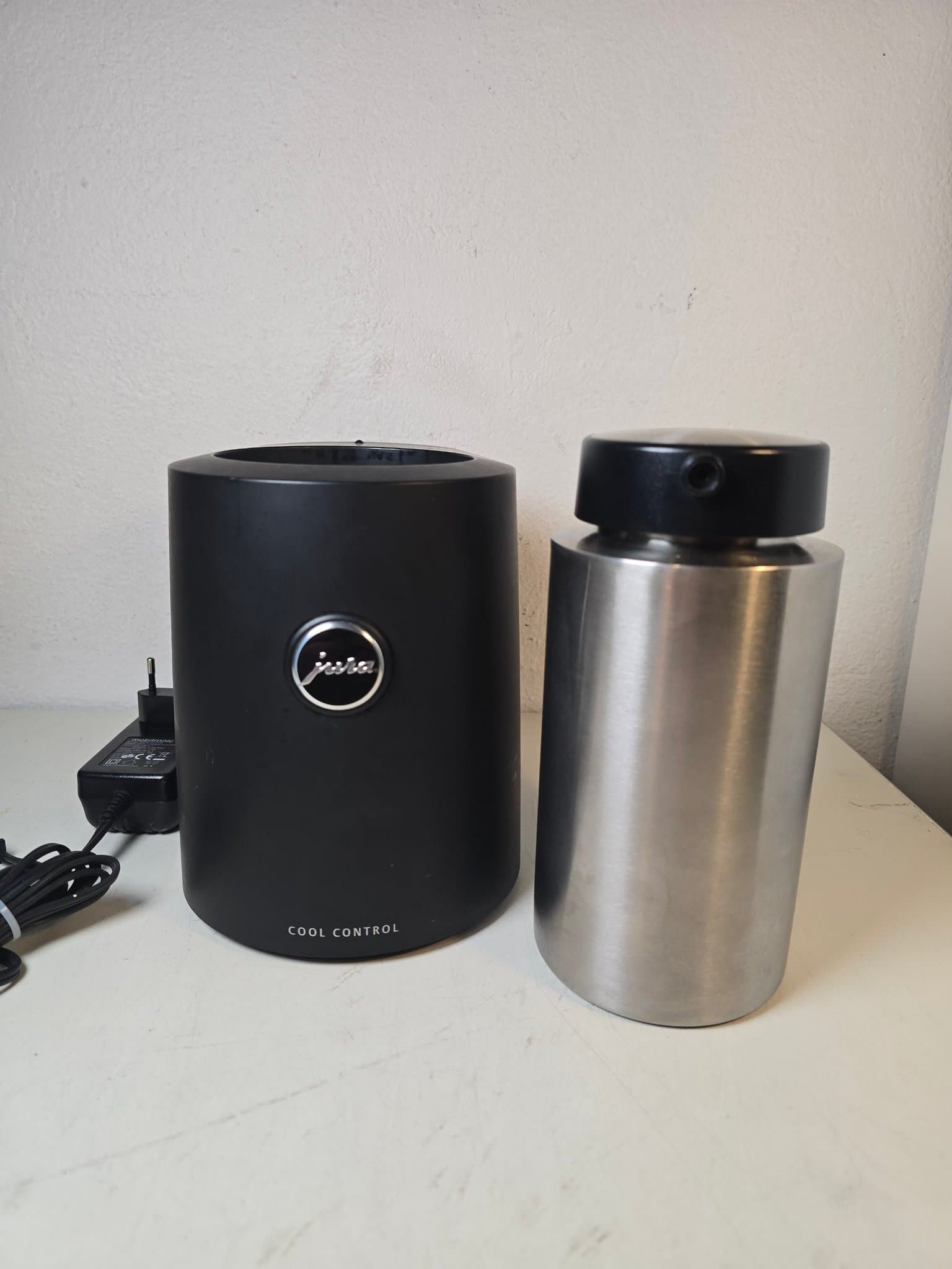 Jura Cool Control Mjölkkylare + Behållare Rostfritt stål