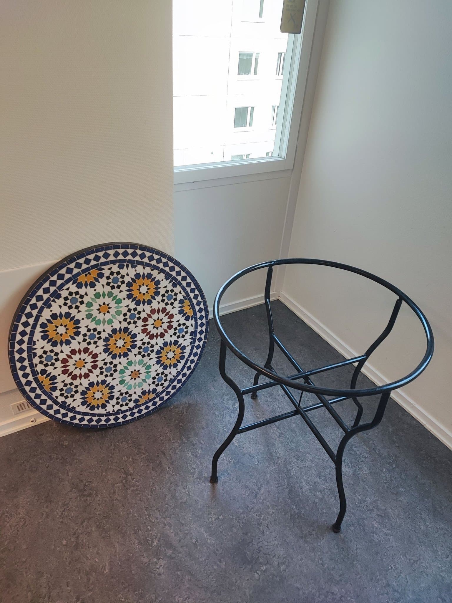 Nytt elegant Marockansk mosaik bord 80 cm och 100 cm