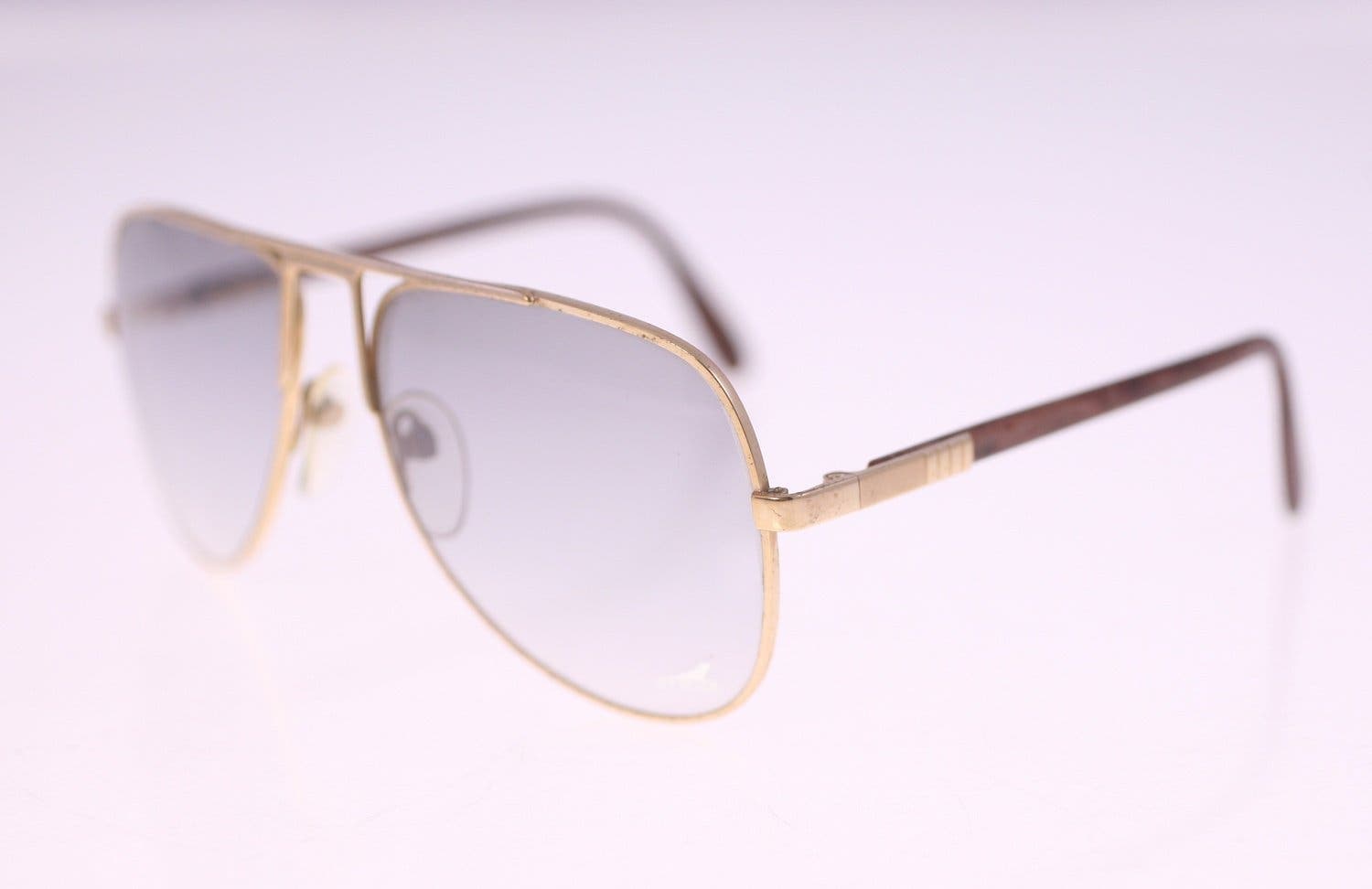 Silhouette Jet Style 8501 pilot-style sunglasses - circa 1980s (Weight: 32g)