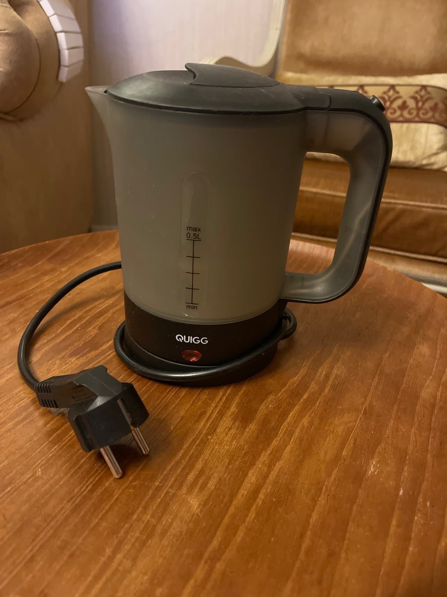 Quigg Vattenkokare 0,5 liter grå