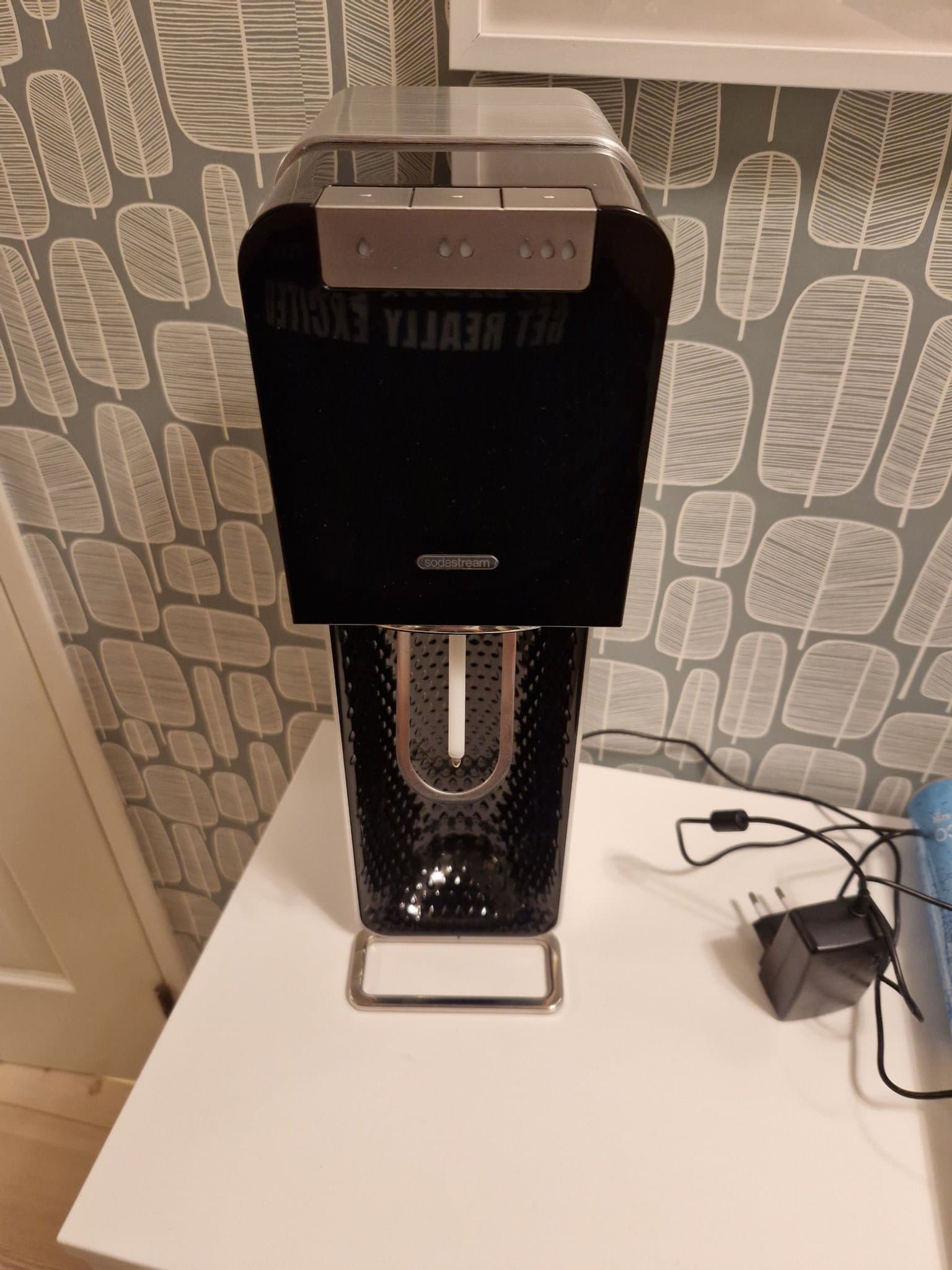 Sodastream automatisk kolsyremaskin borstad stål