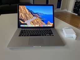 MacBook Pro (Retina, 2015, 15-tum) med nytt batteri