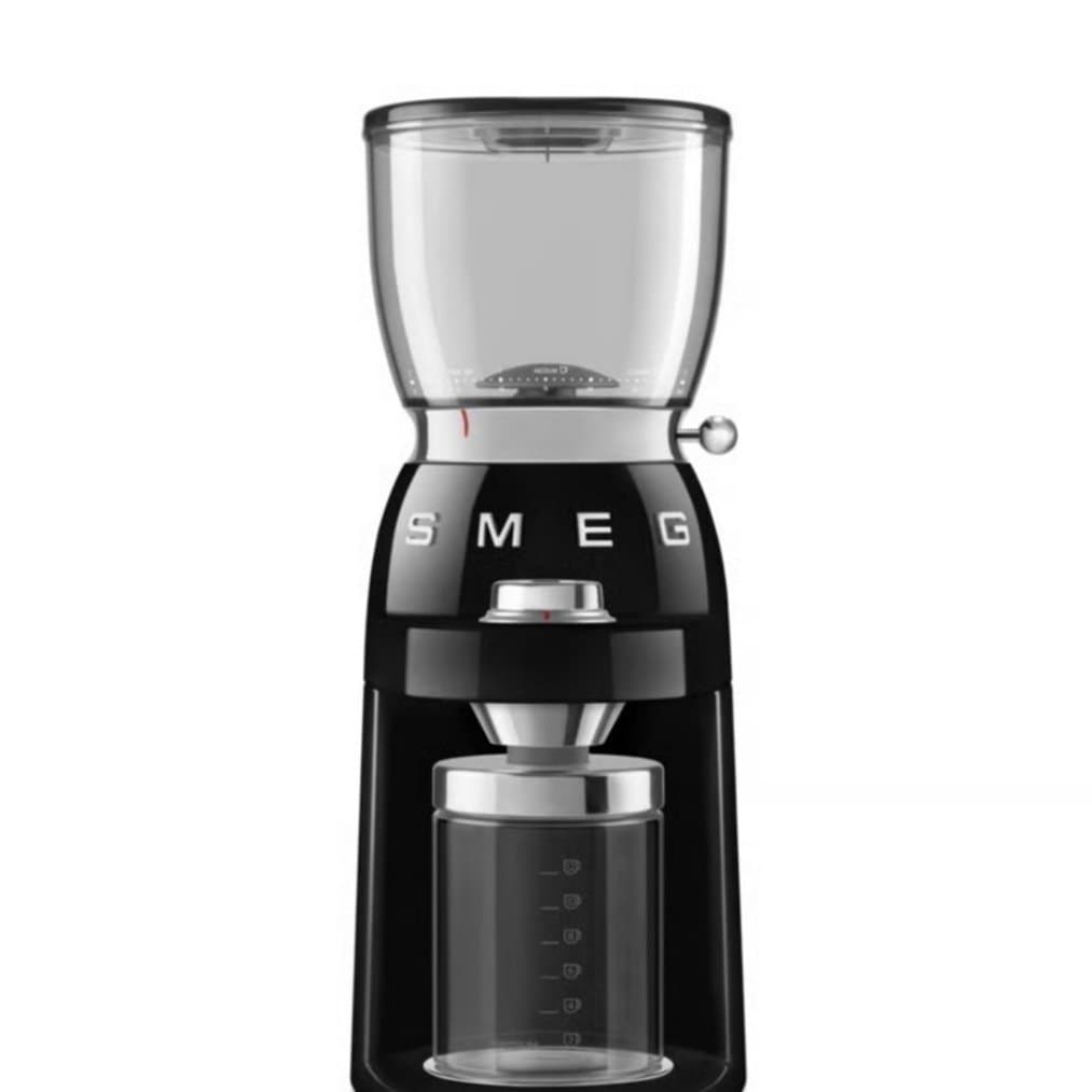 Helt ny Smeg kaffekvarn i färgen svart högblank (Nypris 2795)