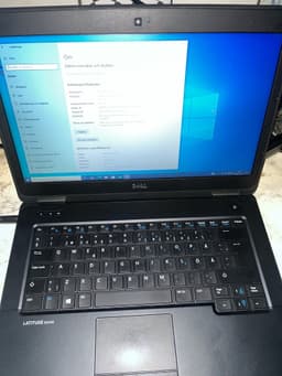 Dell Latitude E5440 — i5-4310U • 16 GB RAM • 256 GB SSD • Windows 10 Pro