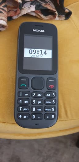 Nokia 100 liten Mobiltelefon GMS