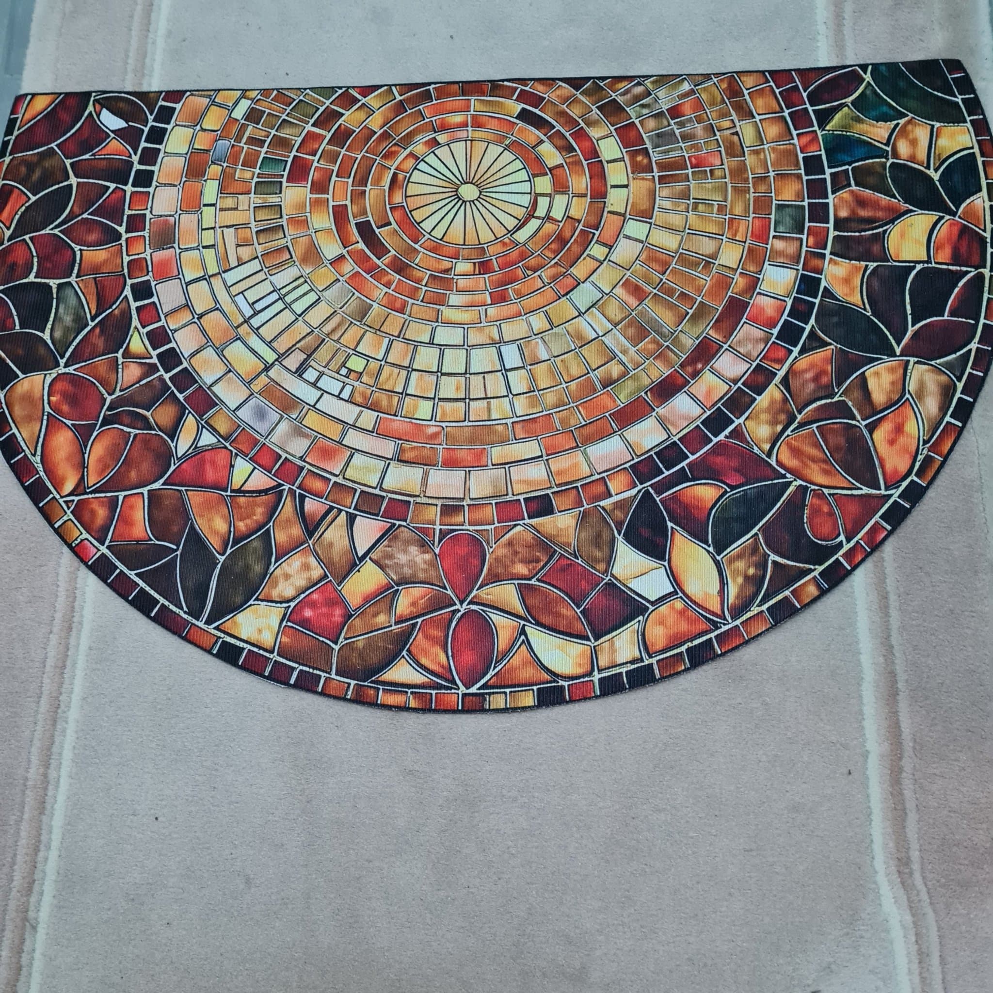 Halvrund Dörrmatta med mosaikmönster mått:80x50