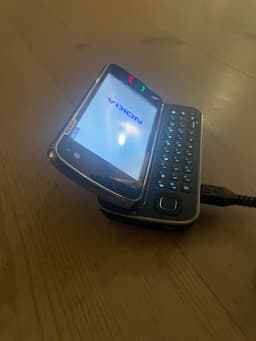 Nokia N97 med Mobiltelefon