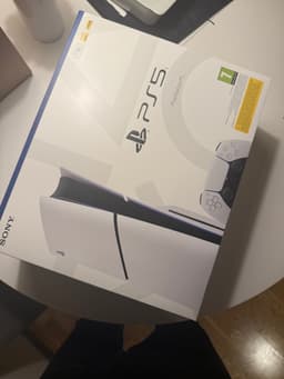 NYTT & OÖPPNAT! PS5 Slim 1TB Disc Edition + EA Sports FC 26 Bundle