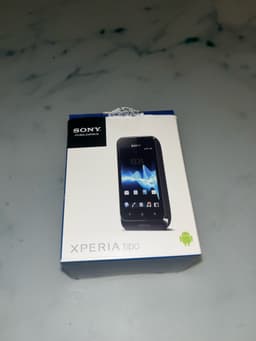 Sony Xperia tipo ST21i – Ny & Oanvänd – Retro Android Mobil