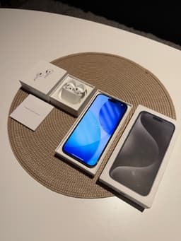 iPhone och AirPods Pro