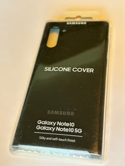 Samsung Galaxy Note 10 med Samsung Silicone Cover-svart(PN970TBE)