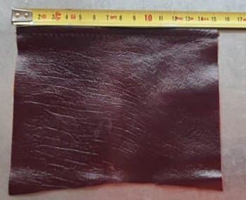 2 Äkta Läderbitar i Oxblod (2 repair-patch) Chesterfield fåtölj, Soffa, fotpall