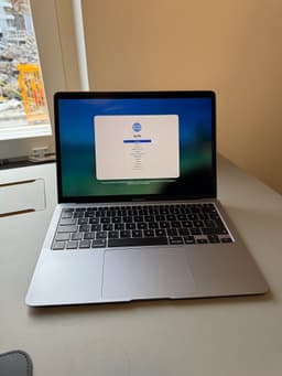 Apple MacBook Air M1 – 8 GB RAM, 256 GB SSD