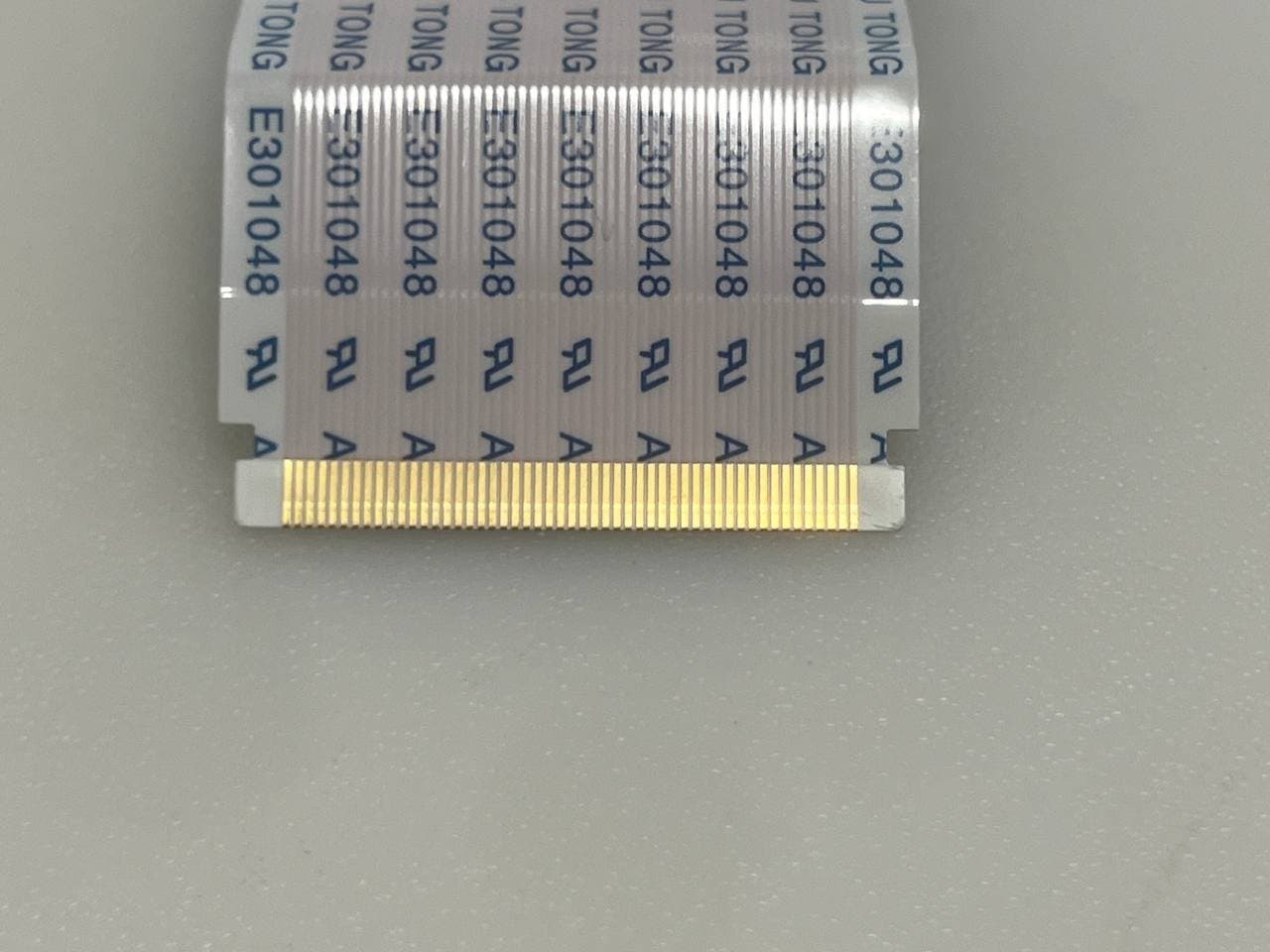 TCL 40FHD7900 TV | LVDS-kabel 51-stift YU TONG E301048 AWM 20861