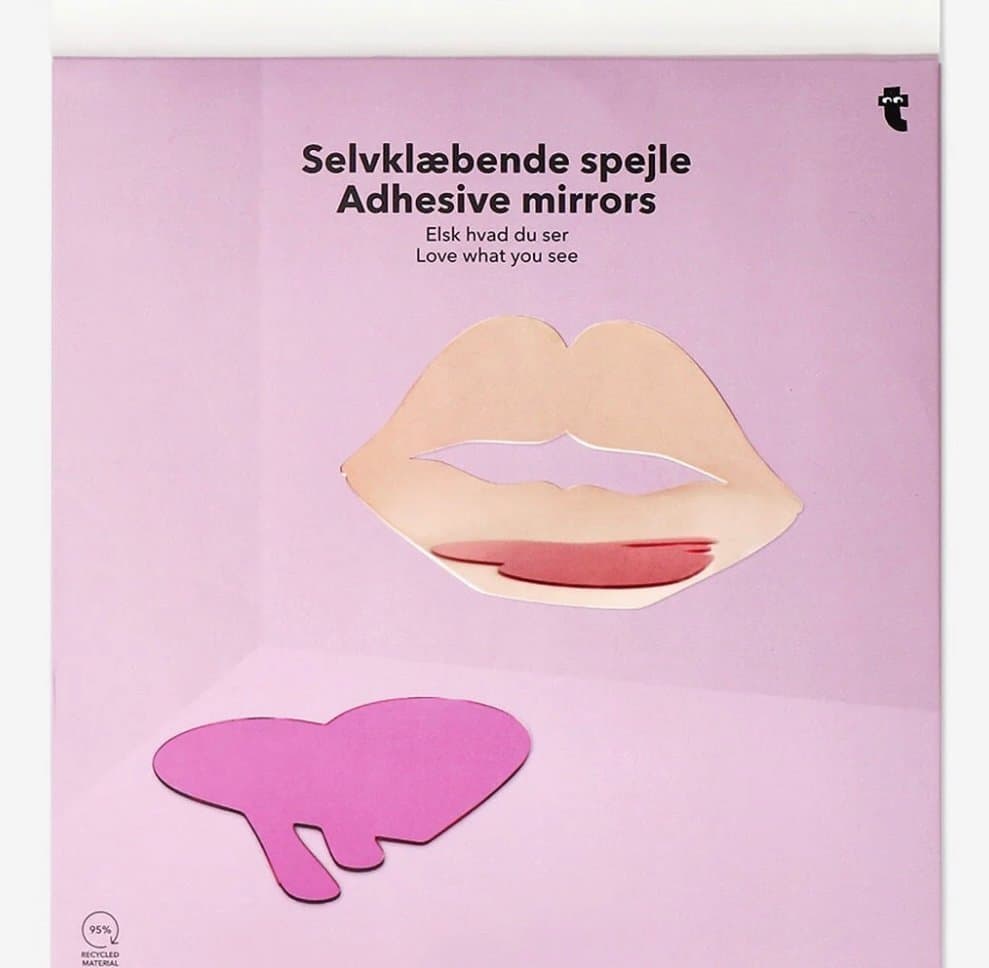 2 st nya självhäftande speglar från flying tiger Copenhagen