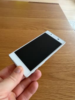Sony Xperia Z5 (E6683) – Fint skick – Fabriksåterställd