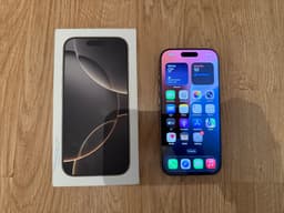 iPhone 16 Pro 256GB – 93% Batteri • Olåst • Fint skick