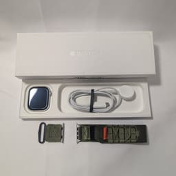 Apple Watch Series 10 GPS Smartwatch 46mm (Silver / Aluminium)