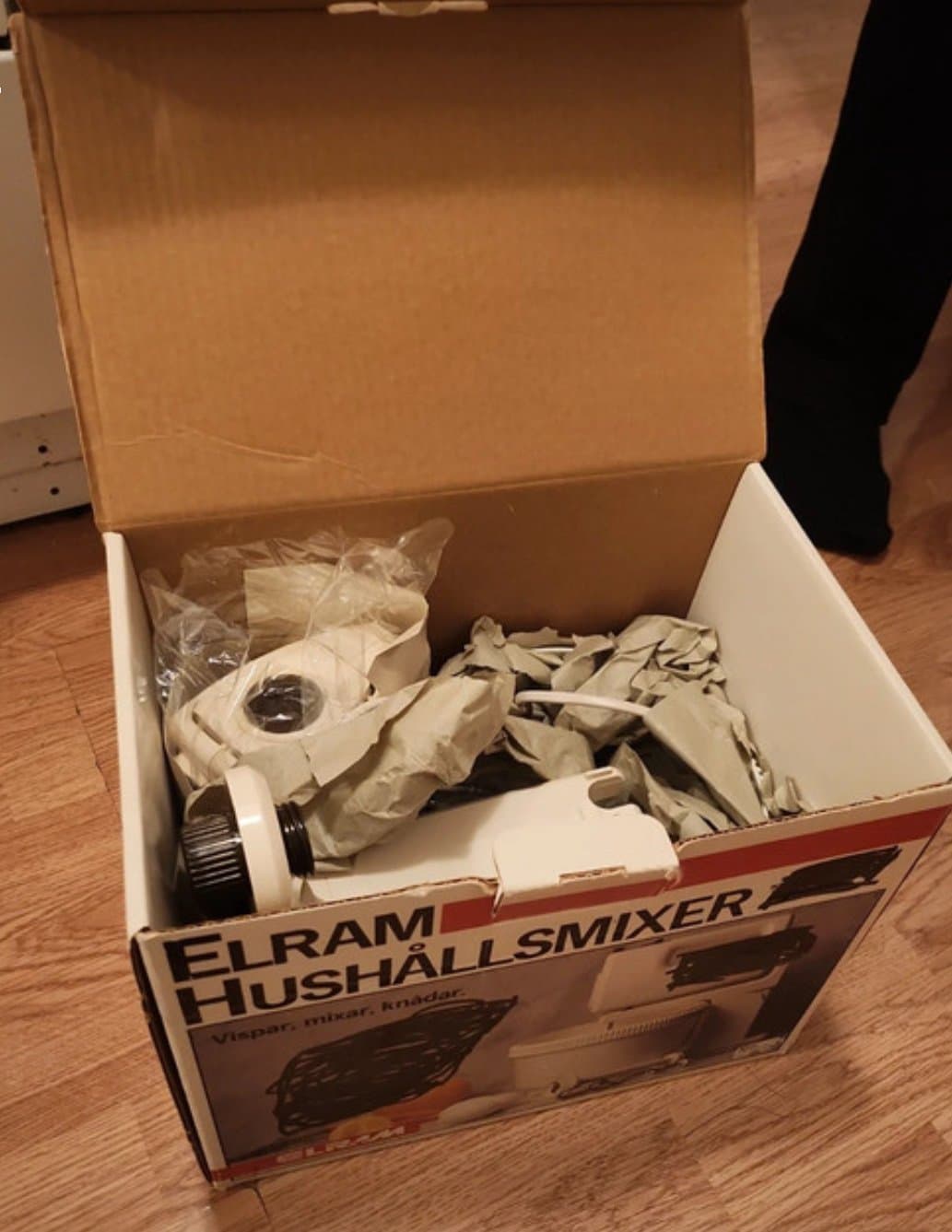 Automatisk Elvisp med Bunke - Köksassistent - Retro