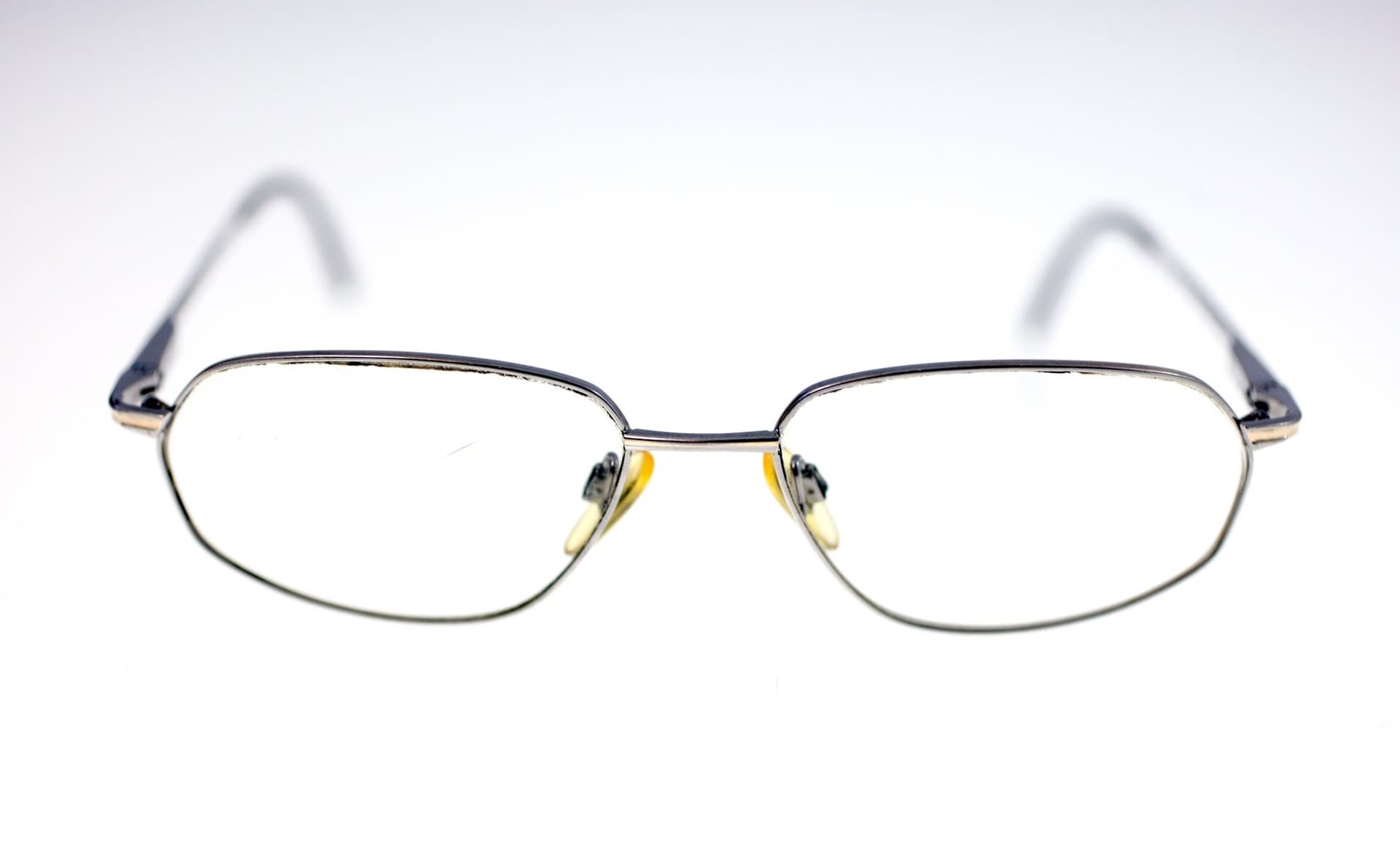 Jaguar Mod 3375-009 men's lightweight titanium eyeglasses-circa 2000s-14g