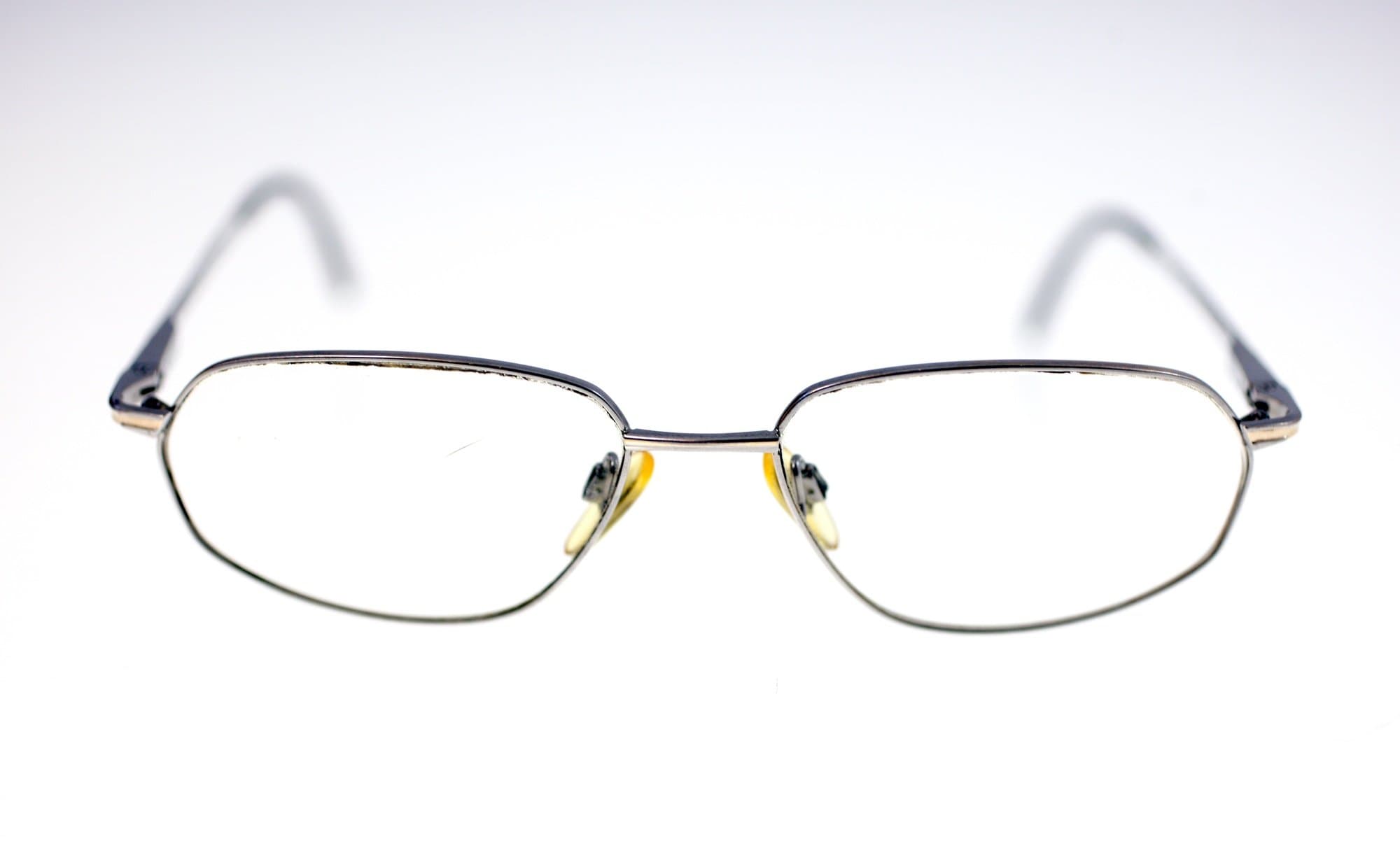 Jaguar Mod 3375-009 men's lightweight titanium eyeglasses-circa 2000s-14g