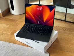 MacBook Air M2 – Midnight (8 GB RAM / 512 GB SSD)