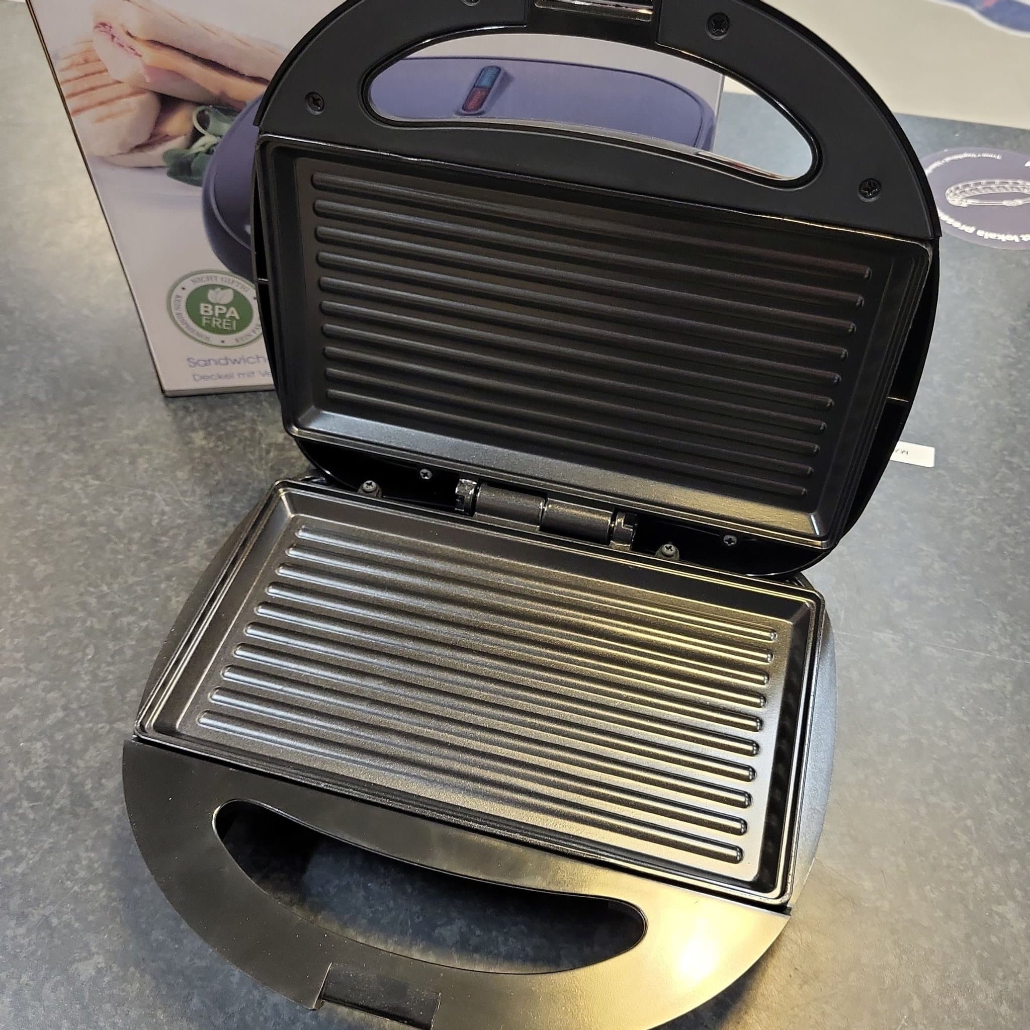 VHD Emerio Smörgåsgrill