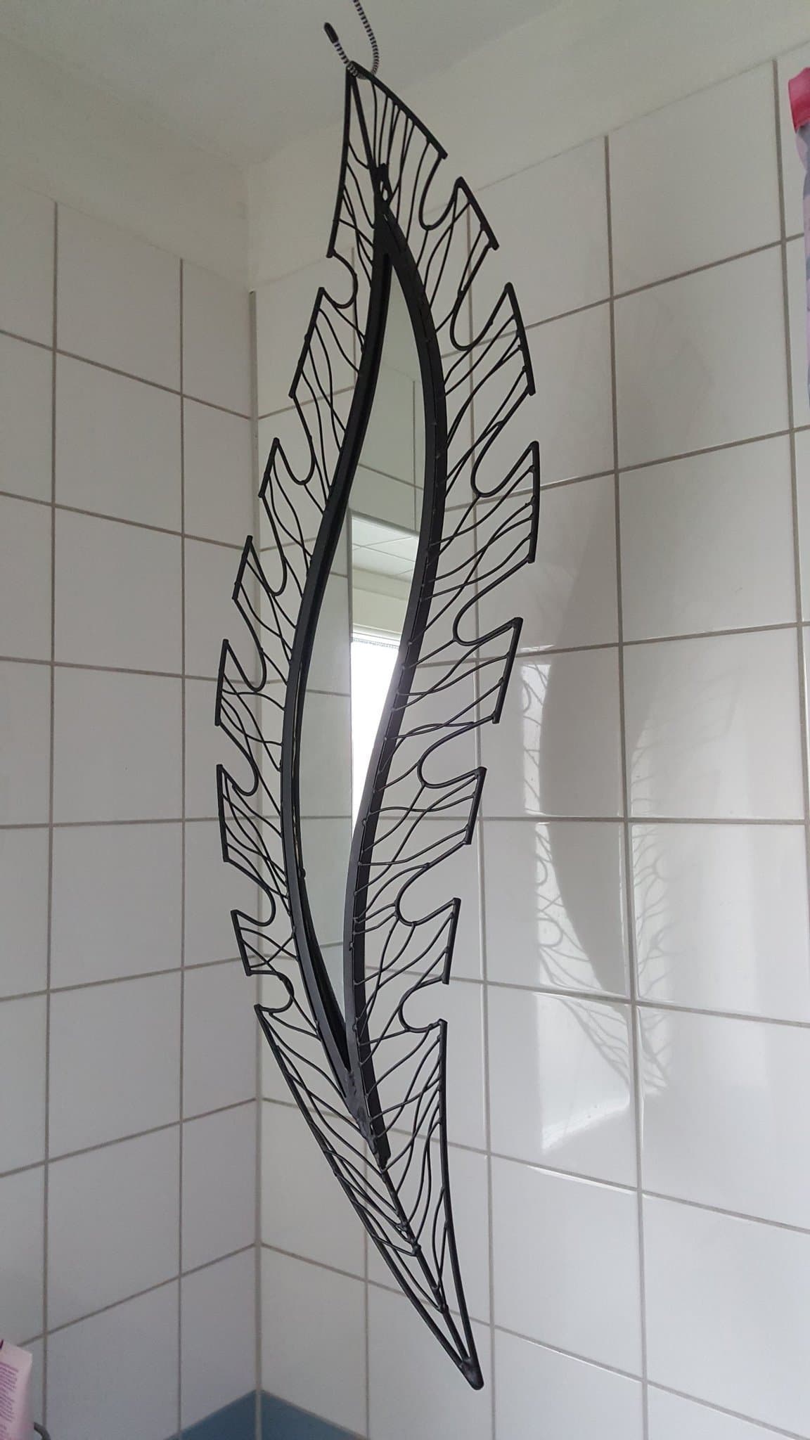 JULKLAPP! Dekorativ Spegel i Metall - ca 30 X 100 cm