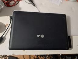 LG X120 Netbook 1.6 ghz 1 gb minne 250 gb hd utan laddare