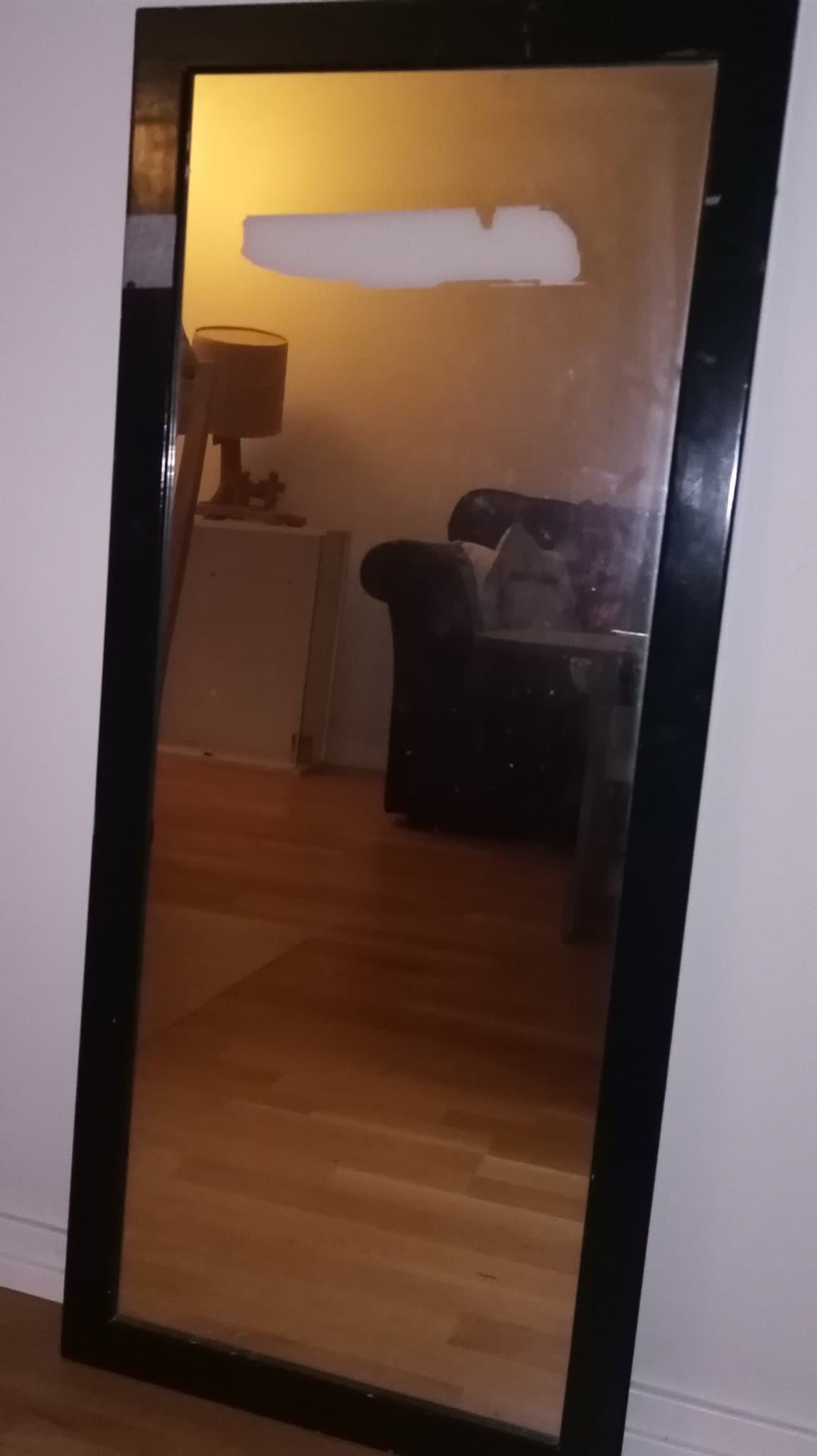 Stor Spegel med Svart Ram