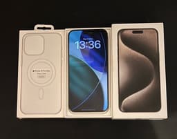 iPhone 15 Pro Max 256GB + MagSafe Skal