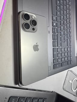 iPhone 15 pro max 256gb