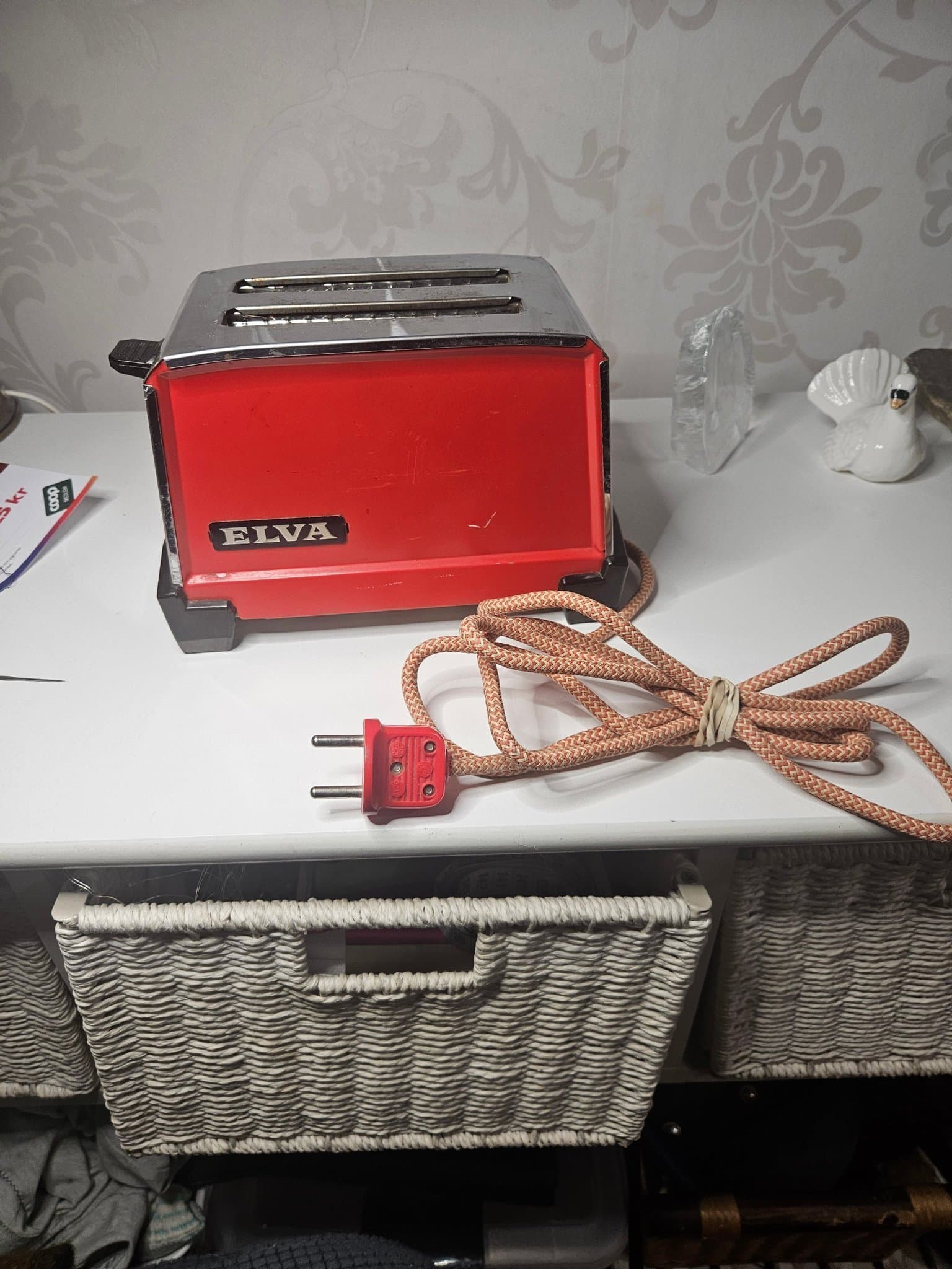 ELVA Brödrost ArbetsvårdsVerken Nyköping Nyskick !!