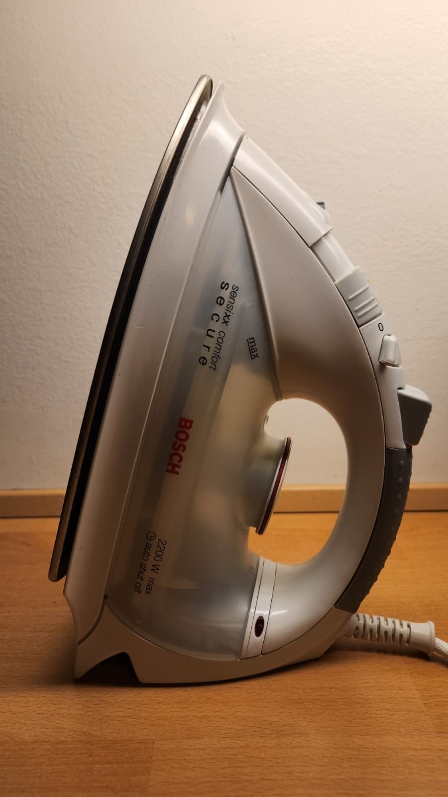 Bosch Ångstrykjärn TDA8324 – 2200W, Auto Shut Off