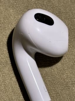 Apple AirPods Gen 3 vänster hörlur (L)
