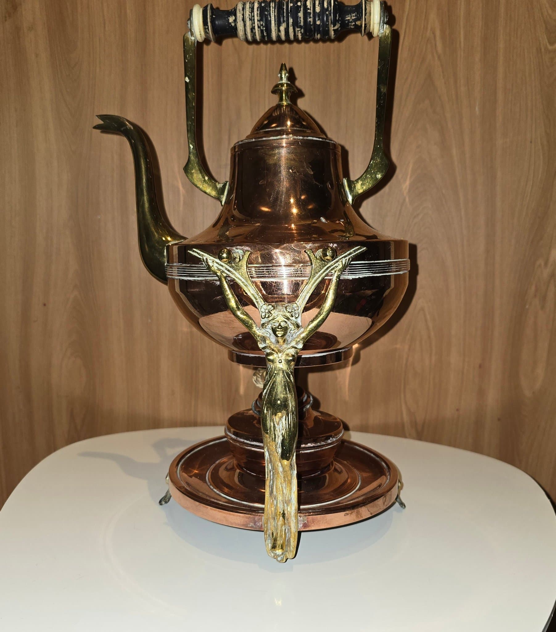 Retro 1920 Kopparvattenkokare med Fairy Tail Diameter 20 cm ~ höjden 38 cm
