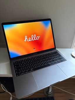 MacBook Pro 13”