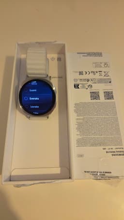 Samsung Galaxy Watch8 (44 mm) - Nästan ny!