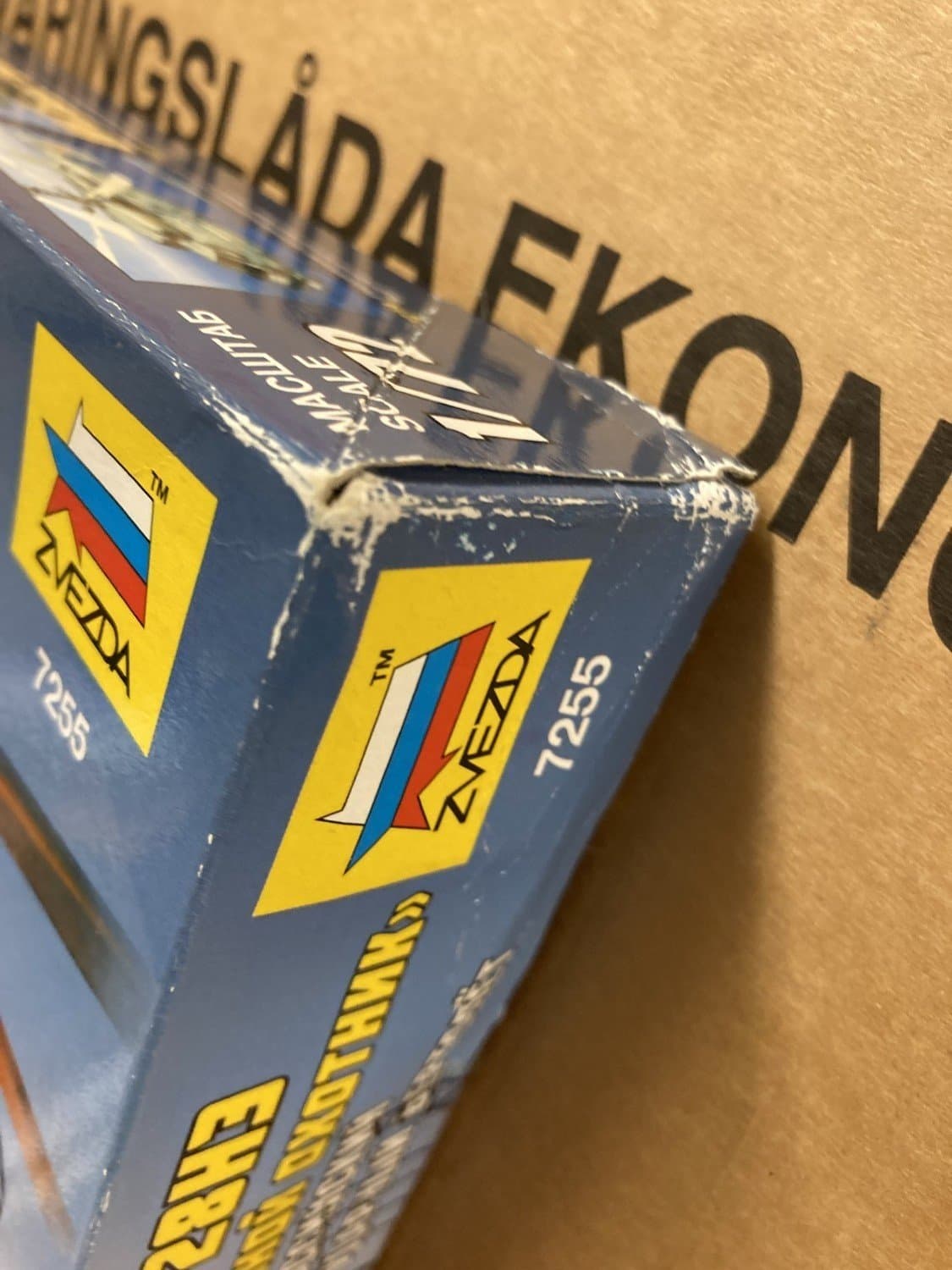 Mil Mi-28NE NIGHT HAVOC ATTACK HELICOPTER (SLITEN LÅDOR) Zvezda 1/72 OÖPPNAD