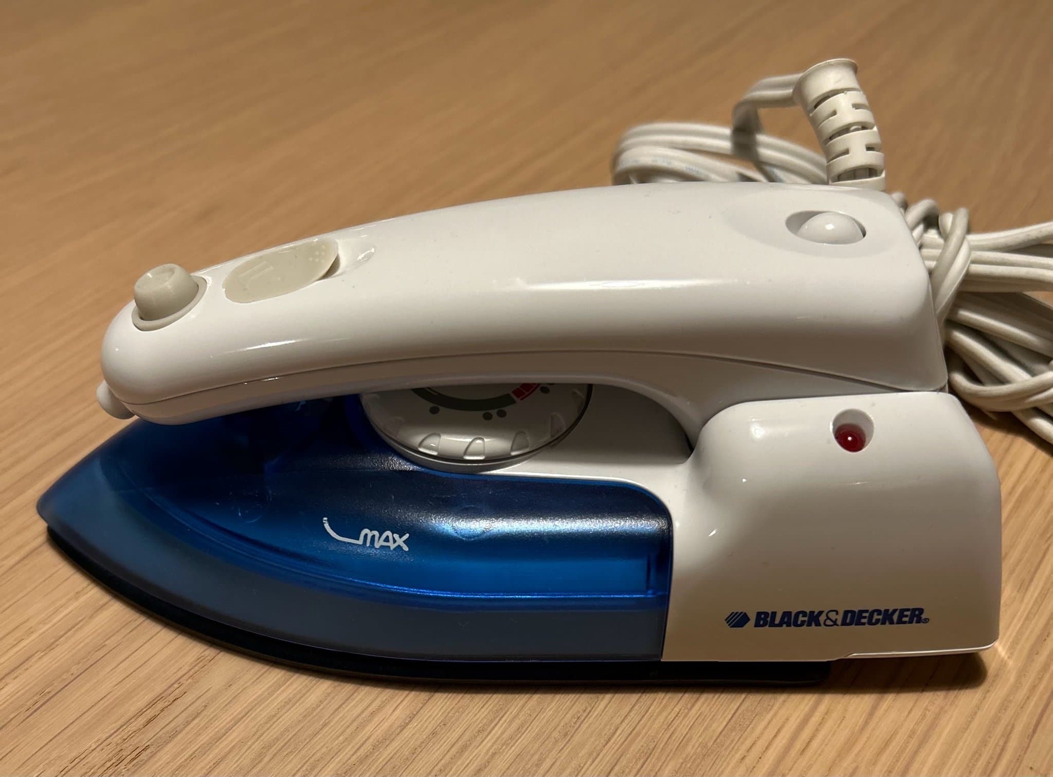 Black & Decker Ångstrykjärn