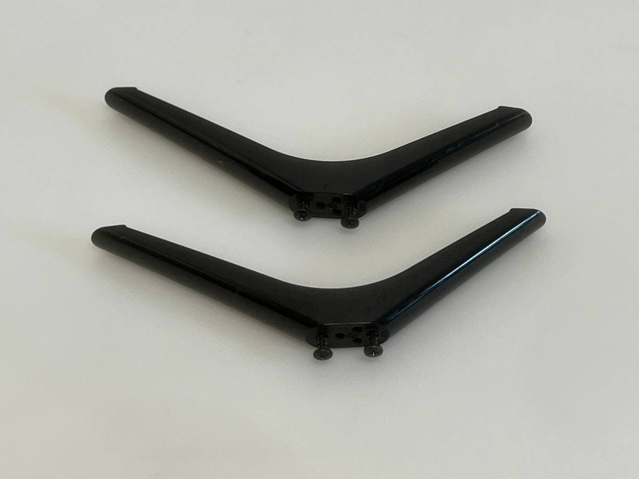 TCL Smart TV 40S6200X1 Stand Ben (Vänster & Höger)