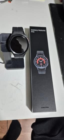 Samsung Galaxy Watch5 Pro - Black Titanium