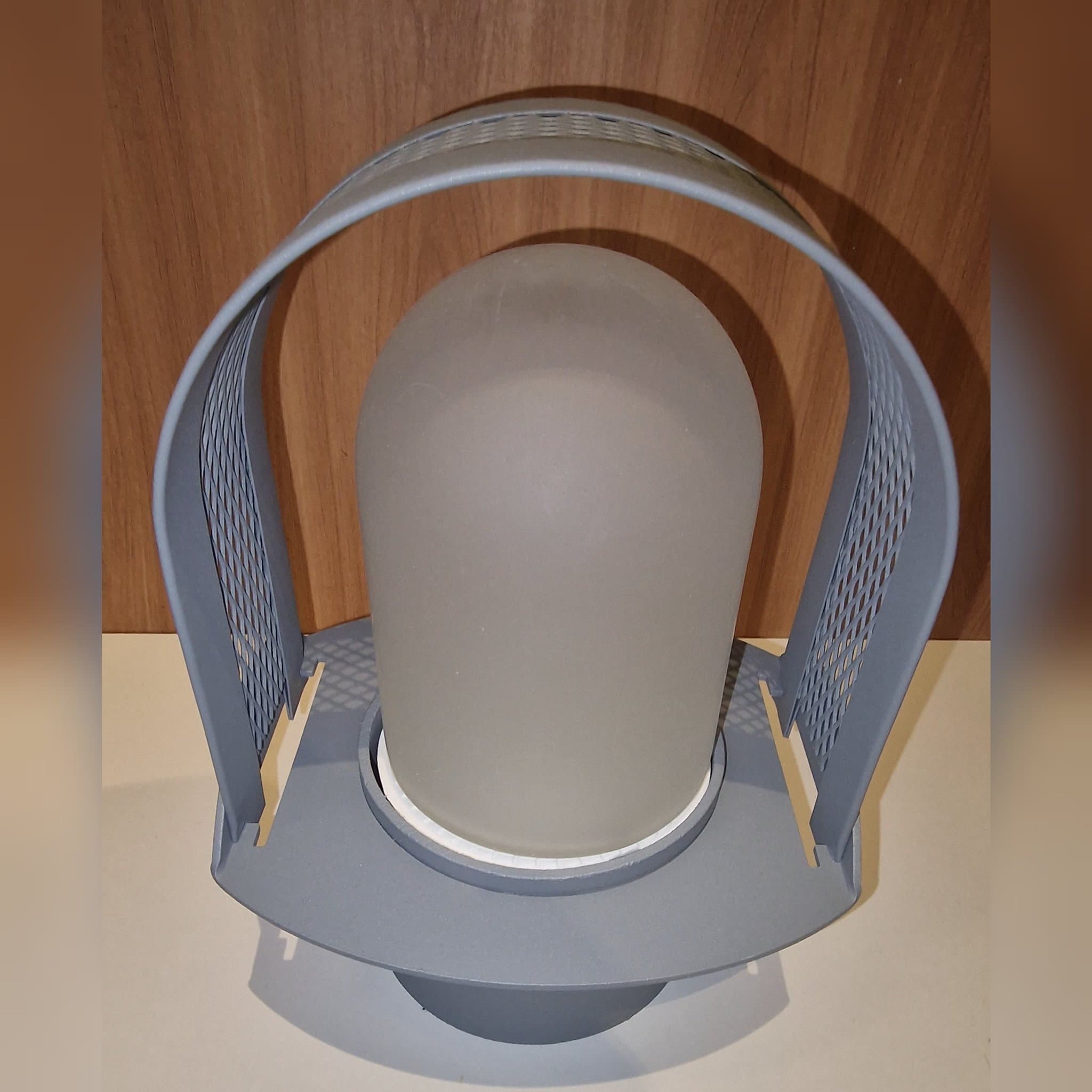 Utomhus Vägglampa Westa~modell Hobbe, i färgen alu-grå/blåstard~18 cm×2