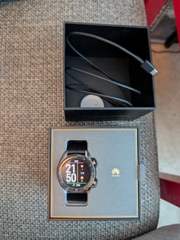 Huawei Watch GT i bra skick.